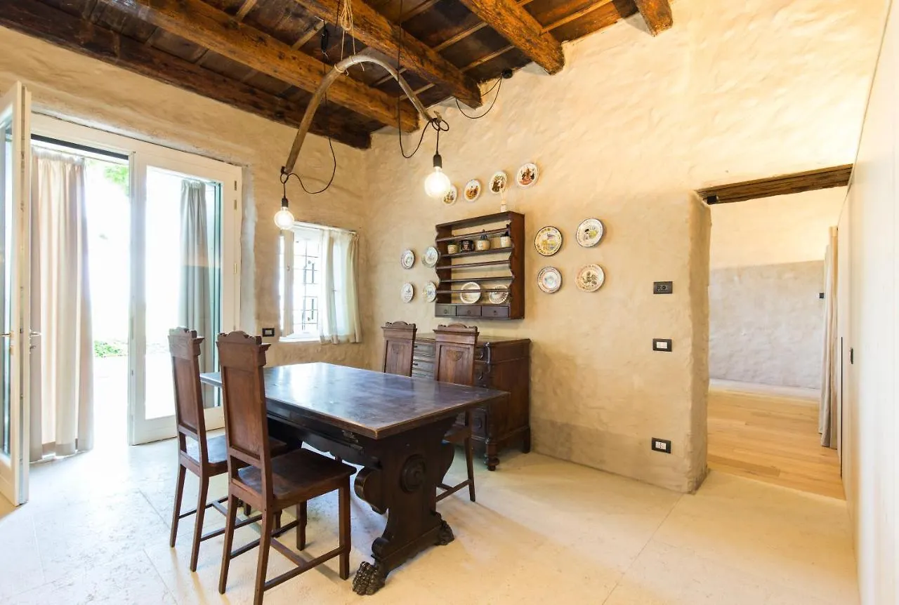 Bed & Breakfast Villa Saccomani Sommacampagna